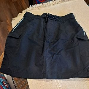 Activewear/tennis black skirt